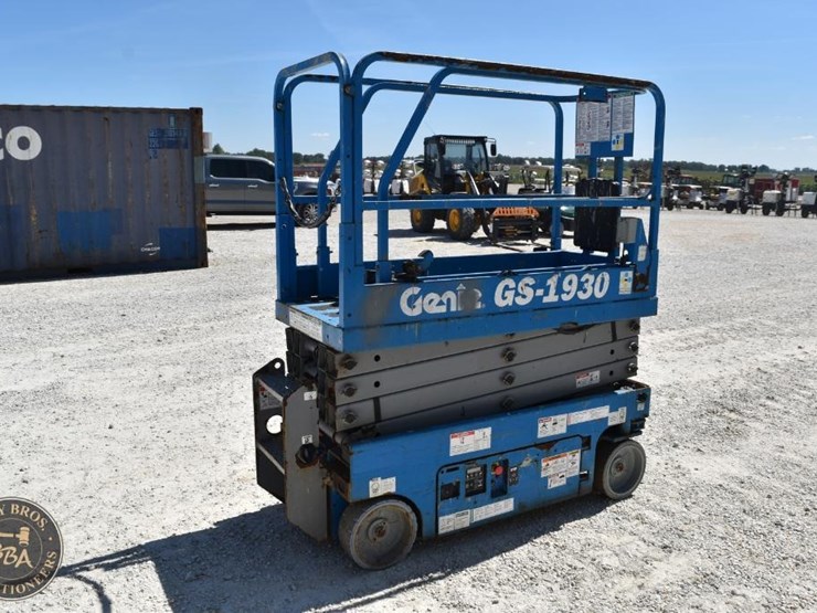 2017-genie-gs1930-image-11