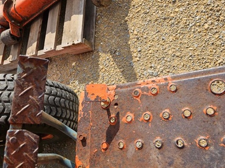 kubota-b8200-image-22