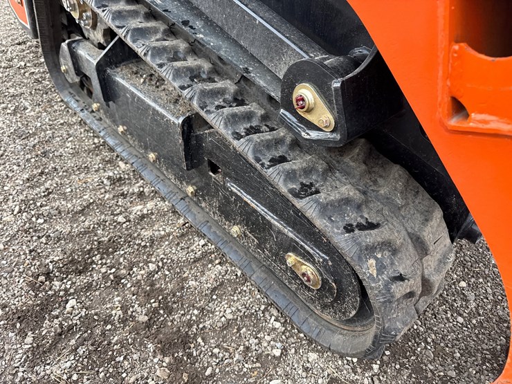 #756-•-2026-derette-v1000-stand-on-skid-steer-loader-image-13