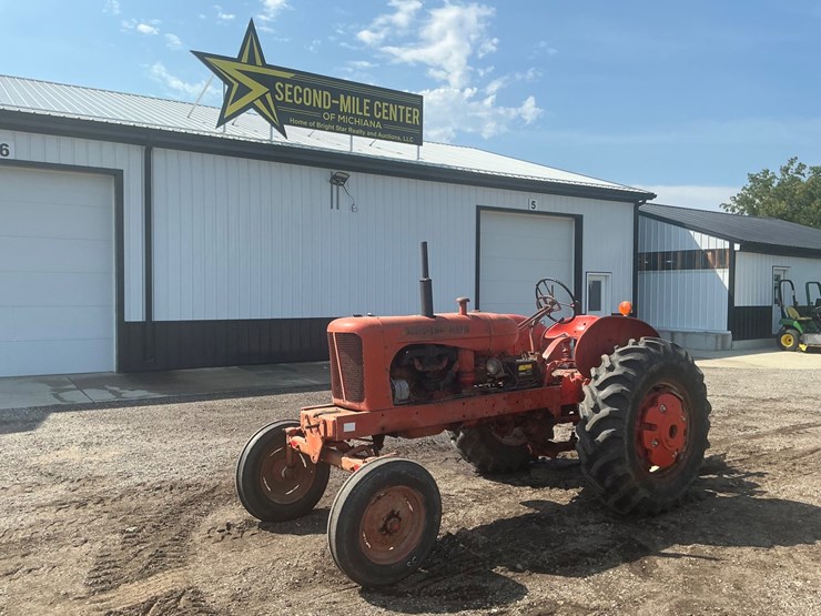 1957-allis-chalmers-wd45-image-1