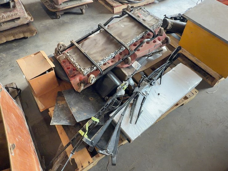 quantity-of-equipment-parts-image-1