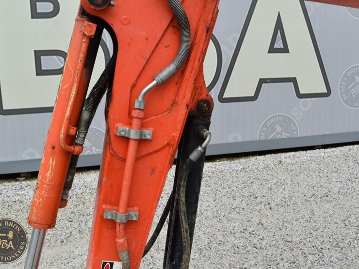 2020-kubota-kx71-3-image-23