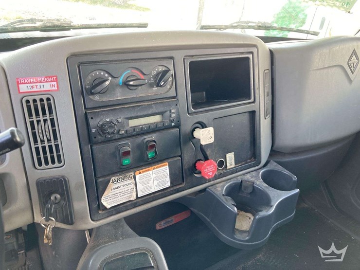 2012-international-durastar-4300-image-43
