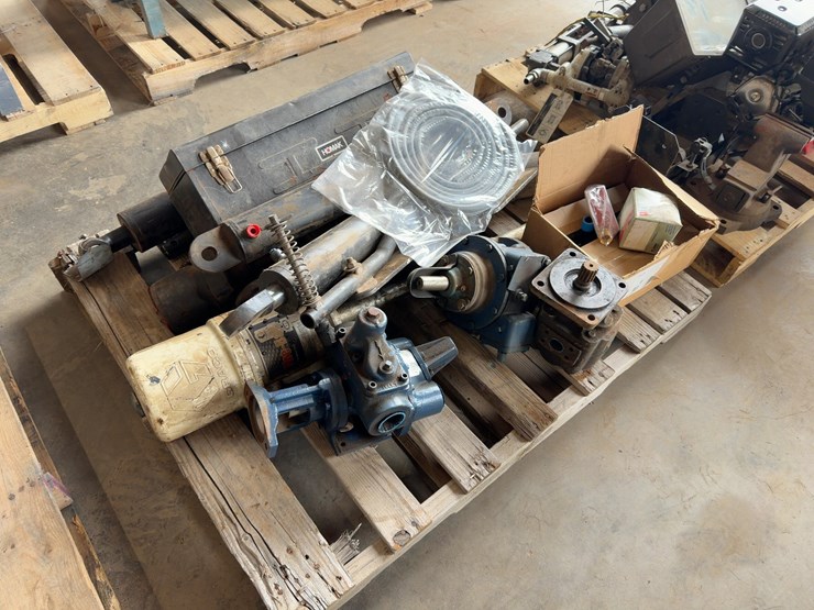 quantity-of-assorted-parts-image-3