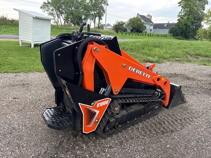 #756-•-2026-derette-v1000-stand-on-skid-steer-loader-image-5