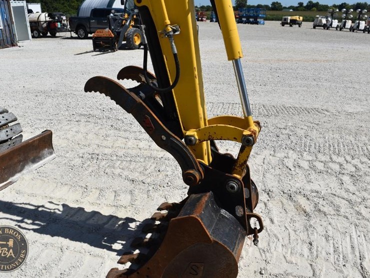 komatsu-pc45mr-5-image-15