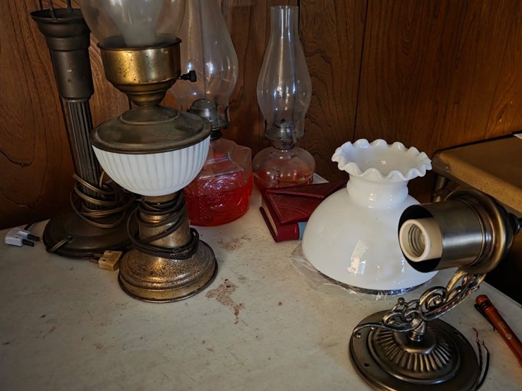 #10-•-household-items-to-be-sold-live-in-person-only!-image-8