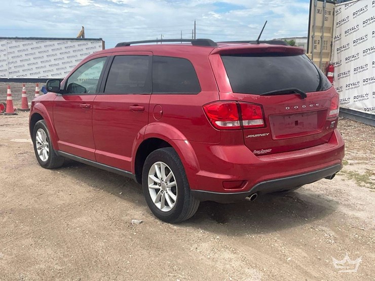 2015-dodge-journey-image-4