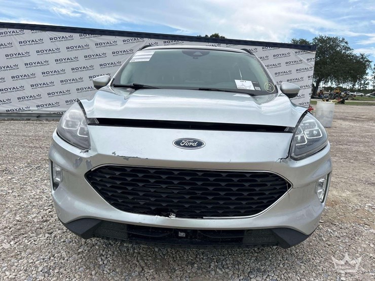 2020-ford-escape-image-29