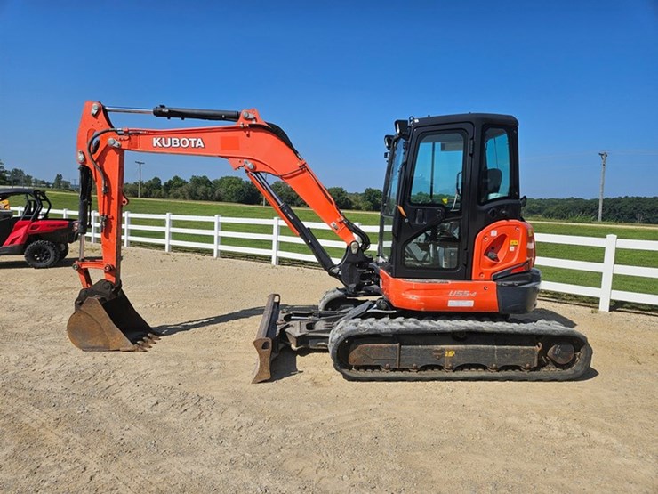 2020-kubota-u55-image-2