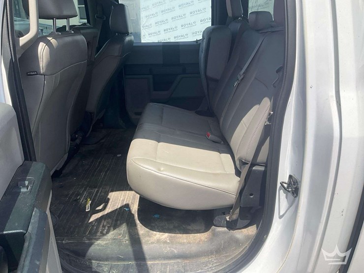 2016-ford-f150-image-19