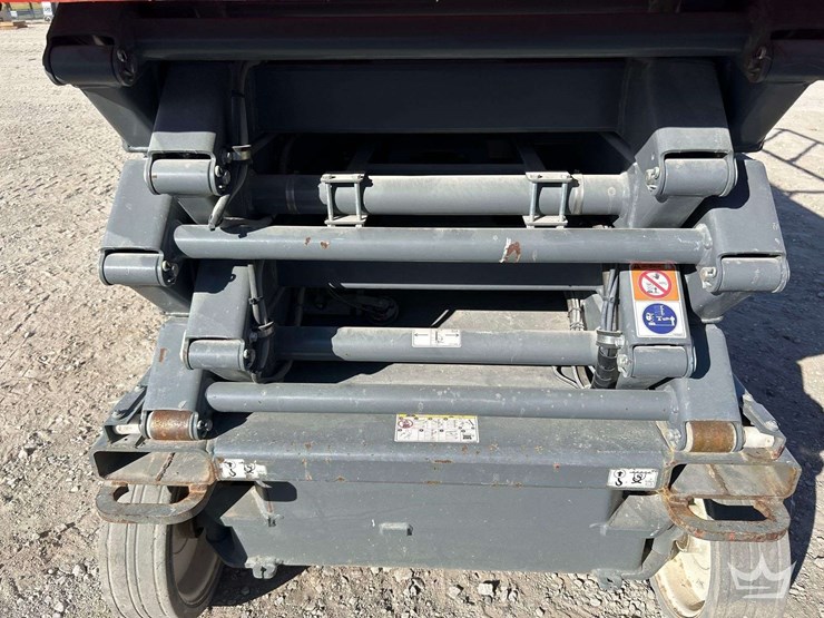 2021-skyjack-sj4732-32ft.-scissor-lift-image-11