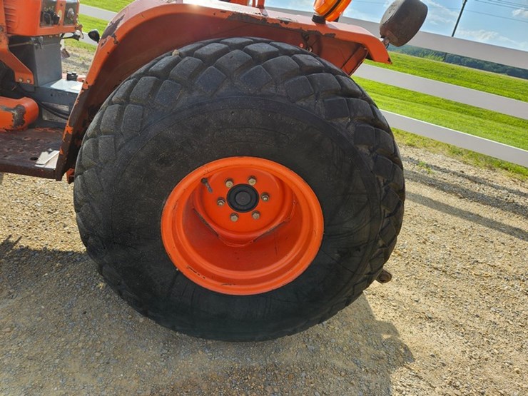 kubota-b8200-image-40