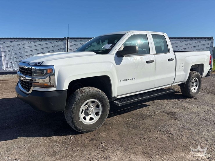 2016-chevrolet-silverado-1500-image-2