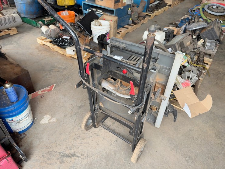 porter-cable-rolling-table-saw-image-3