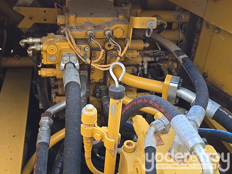 caterpillar-336fl-image-45