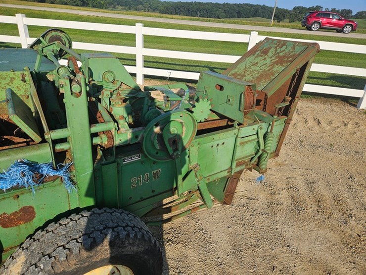 john-deere-214-image-29