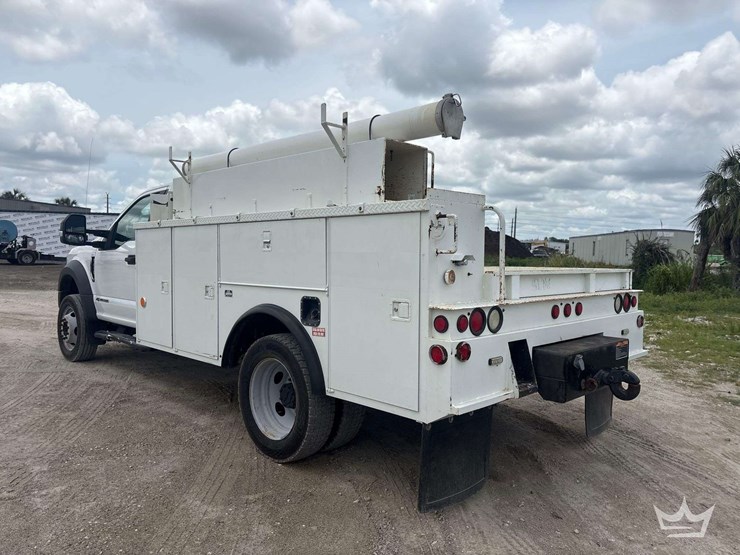 2017-ford-f550-image-4