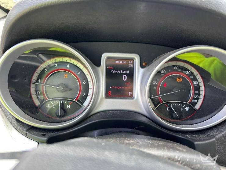 2013-dodge-journey-image-15
