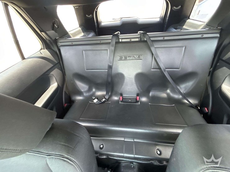 2018-ford-explorer-image-19