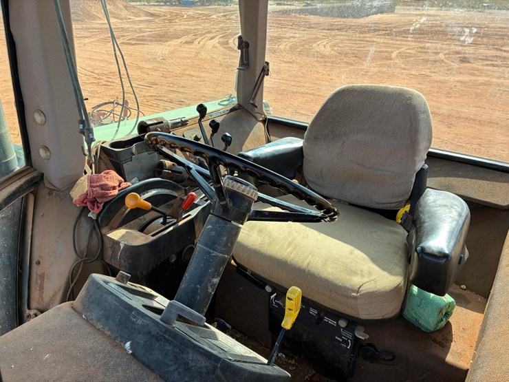 #t10033-•-john-deere-4960-tractor-image-13
