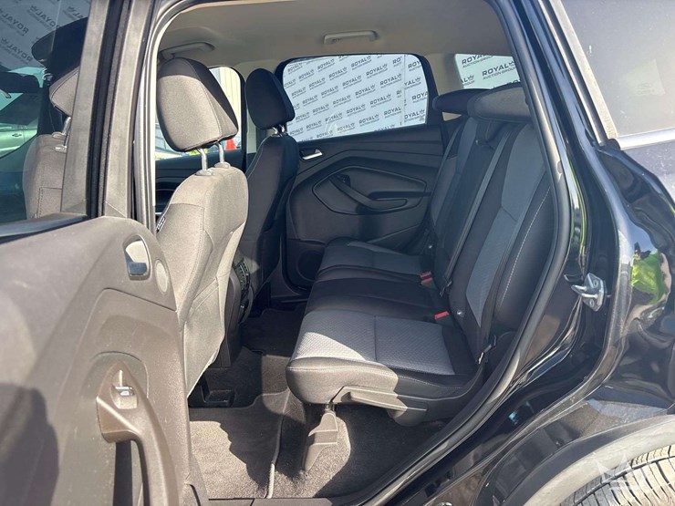 2017-ford-escape-image-21