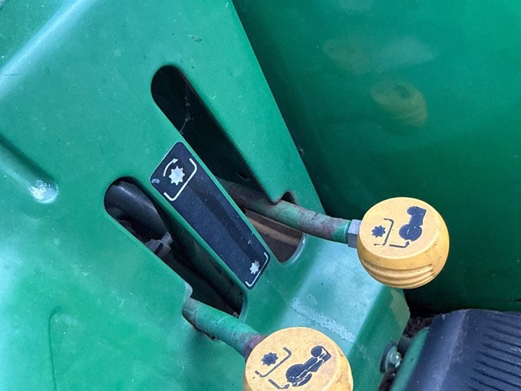 john-deere-670-image-14