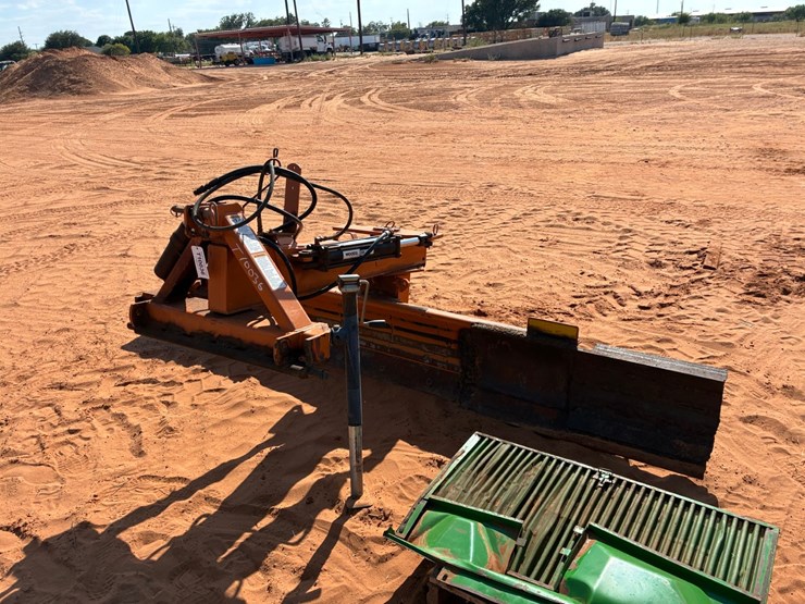 #t10036-•-woods-rb840-4-3pt-hydraulic-angle-blade-image-1