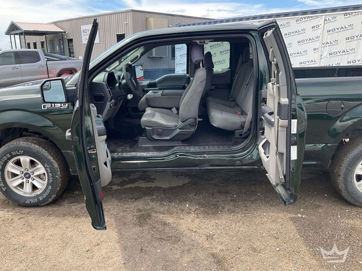 2017-ford-f150-image-22