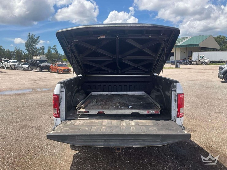 2016-ford-f150-image-22