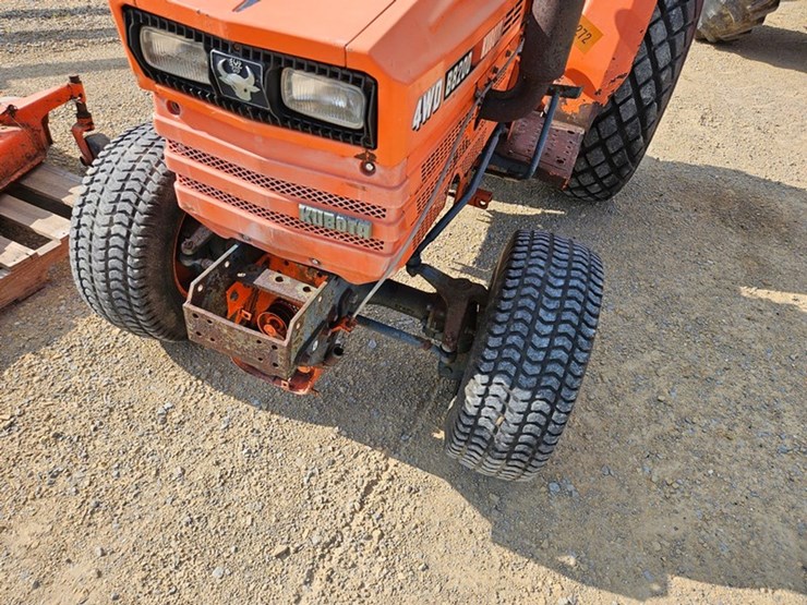 kubota-b8200-image-11