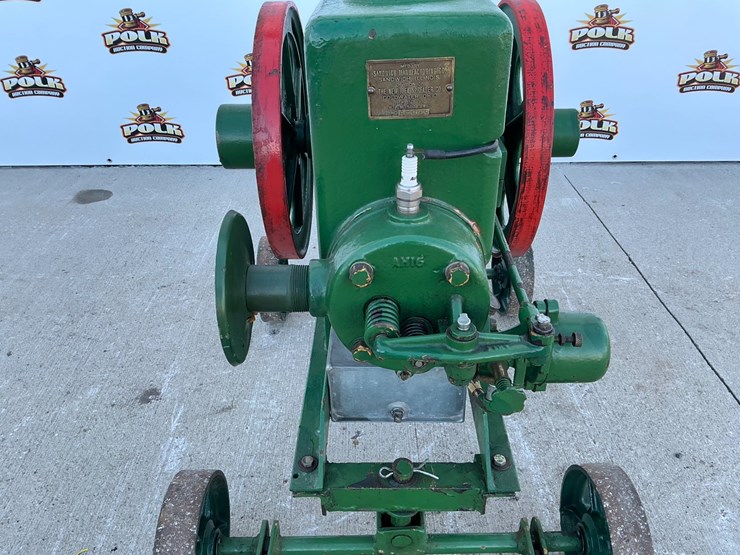 #5067-•-new-idea-no.-2-vari-speed-hit-and-miss-stationary-gas-engine-on-transport-cart-image-9