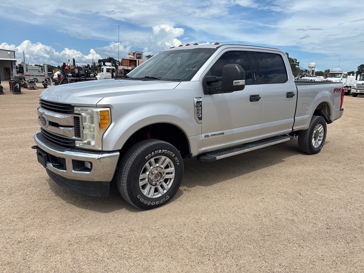 2017-ford-f250-image-1