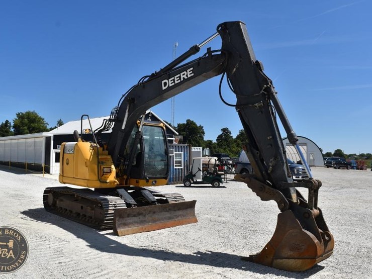 2014-deere-135g-image-20