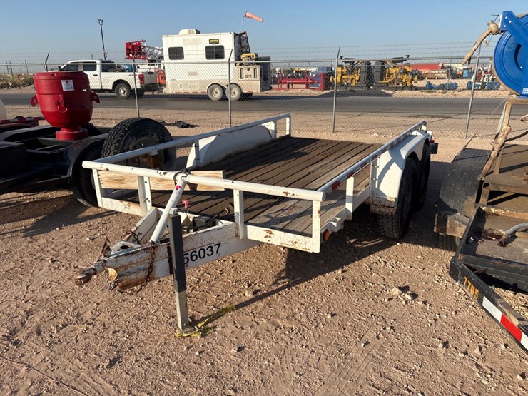 2005-texas-bragg-12’-x-6.5’-t/a-bumper-pull-utility-trailer-image-2