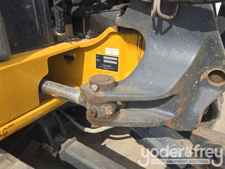deere-60g-image-26