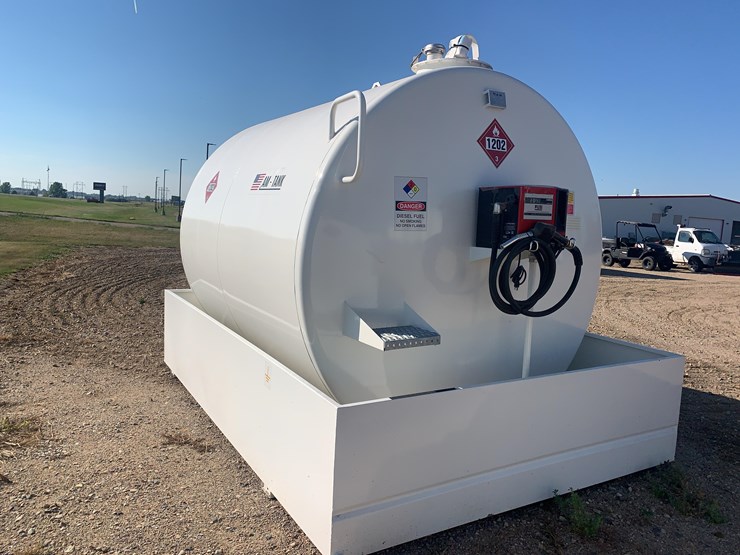 2026-am-fuel-tank-image-3