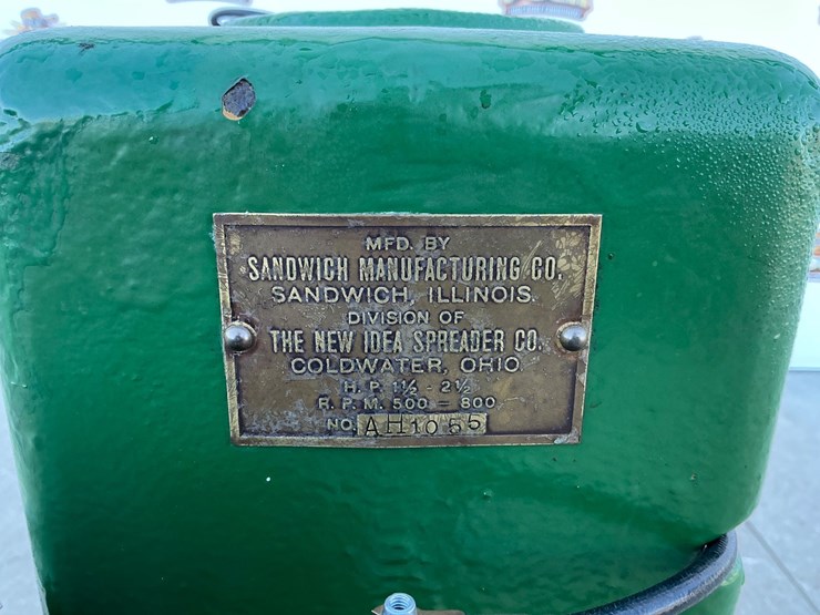 #5067-•-new-idea-no.-2-vari-speed-hit-and-miss-stationary-gas-engine-on-transport-cart-image-16