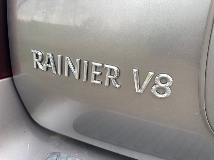 2005-buick-rainier-cxl-image-13