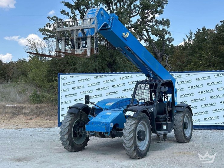 2019-genie-gth844-image-1