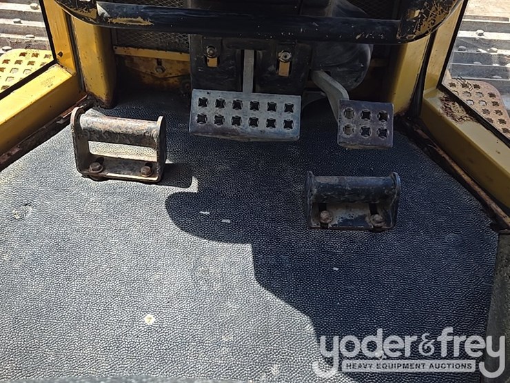 2007-caterpillar-d6n-xl-image-52