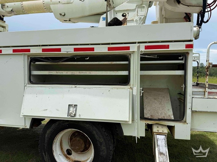 2009-international-durastar-4400-image-47