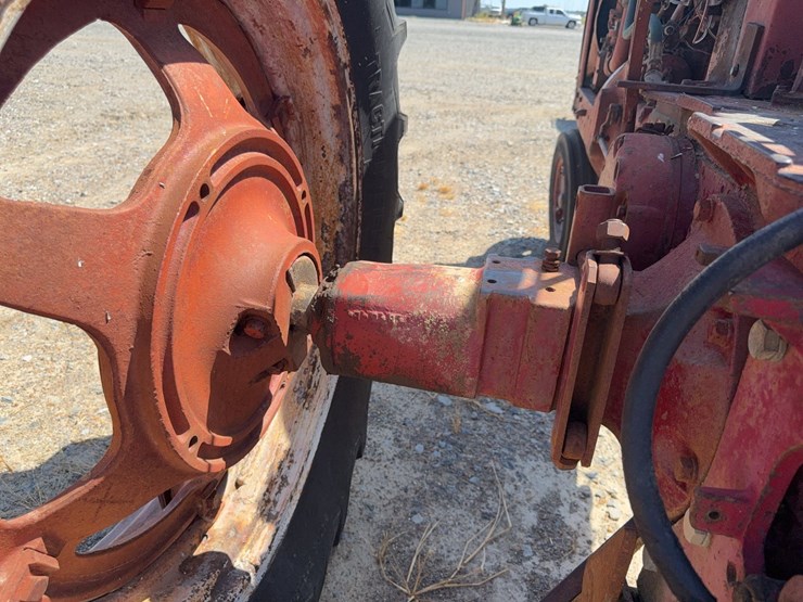 #45331-•-1957-farmall-450-tractor-933-inv#45331-image-14