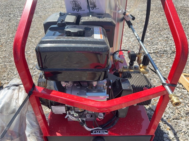 #4-•-unused-magnum-4000-series-hot-water-pressure-washer-262661-inv#53779-image-18