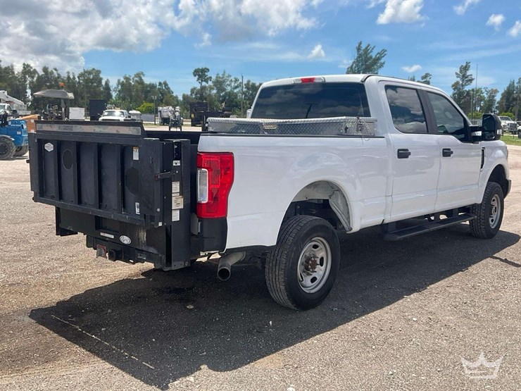 2017-ford-f250-image-3