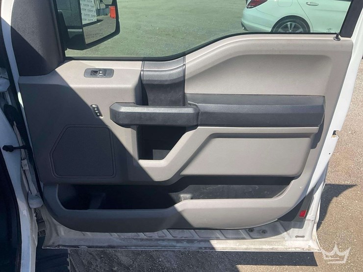2016-ford-f150-image-22