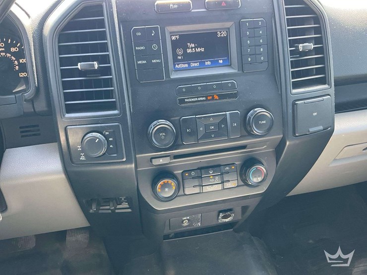 2016-ford-f150-image-18