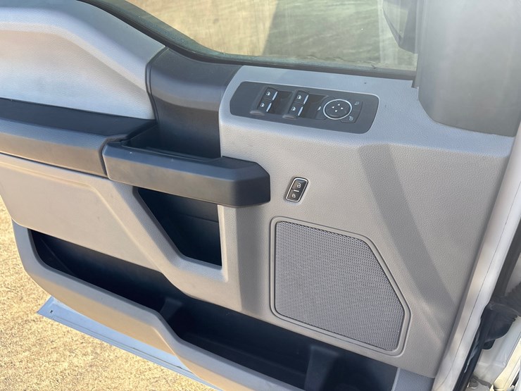 2018-ford-f150-image-23