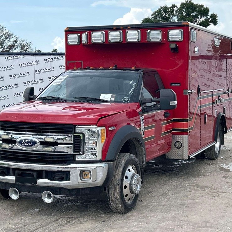2017 FORD F550
