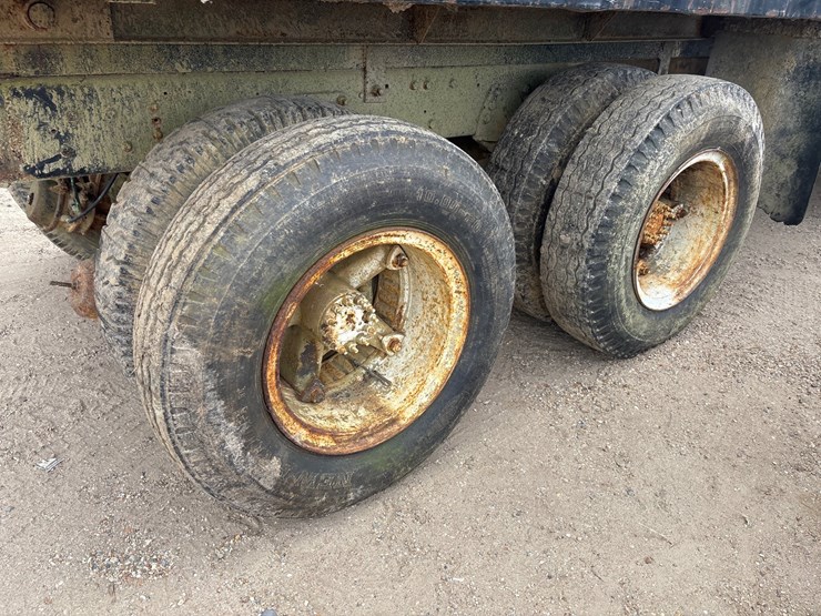 ford-f800-image-6